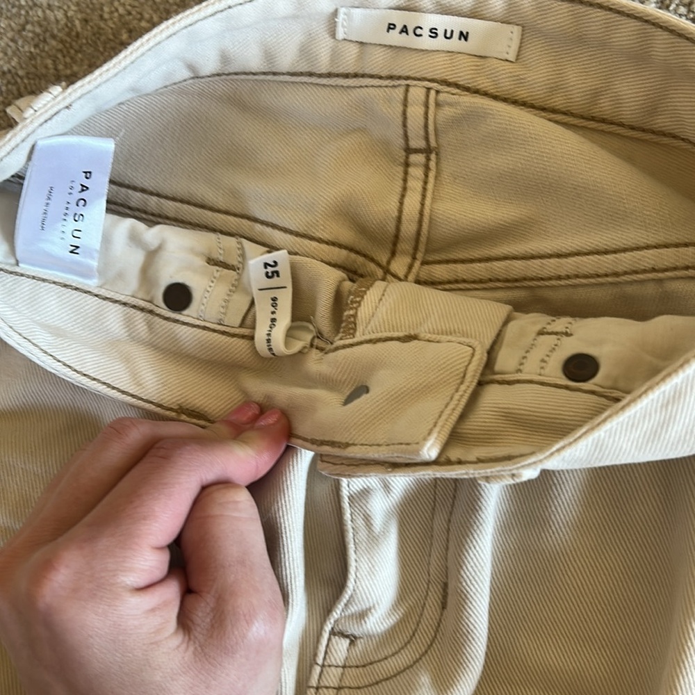 Pacsun 90's Boyfriend Cream Denim Distressed Jeans Destroyed Denim Jeans Size 25 - Picture 4 of 7
